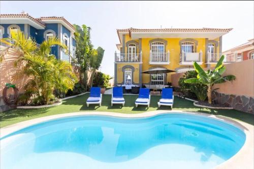 ENCANTO, HEATED POOL, FAST Fiber!!!
