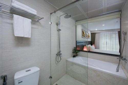 Koupelna v ubytování Azure Sapa Hotel