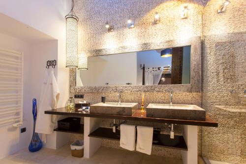Et bad på Ibiza luxury villa