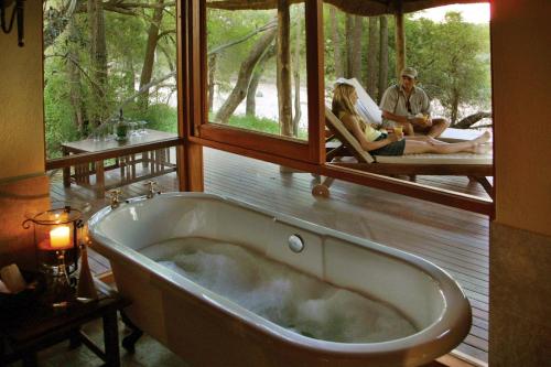 Gallery image of Imbali Safari Lodge in Mluwati Concession 