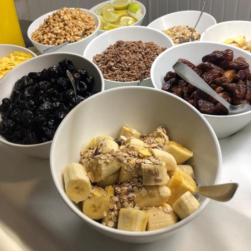 Đồ ăn tại/gần căn hộ