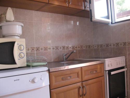 Galería fotográfica de Apartments Jovanic with 2 bedrooms en Sutomore