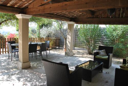 Κήπος έξω από το Maison Chemin d'Uzès