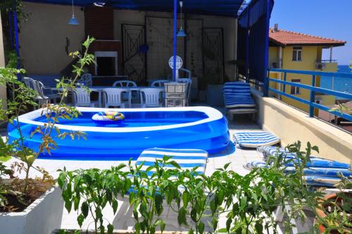 Delphin Apart Hotelの敷地内または近くにあるプール