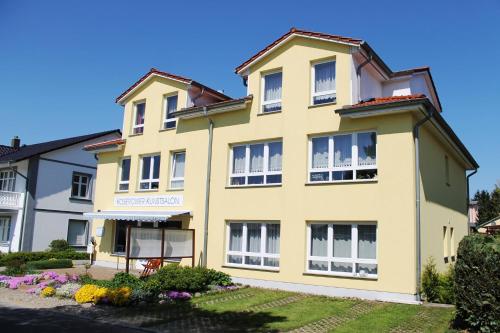 Strandnahe Ferienwohnungen mit Garten, Koserow