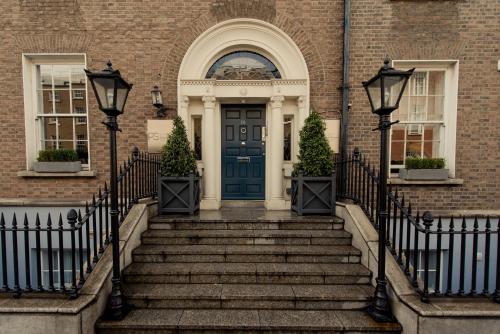 La fachada o entrada de PREMIER SUITES Dublin, Leeson Street
