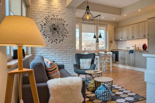 Kuchyň nebo kuchyňský kout v ubytování Apartment Audrey by SofiaSpot - central, metro to airport