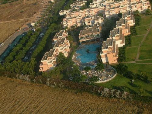 Bazén v ubytování Tramonti Residence nebo v jeho okolí