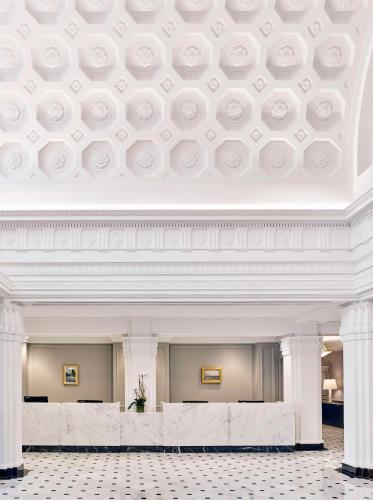 Lobi atau kawasan kaunter penerimaan di Hamilton Hotel - Washington DC