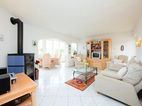 Holiday Home B&B by Interhome