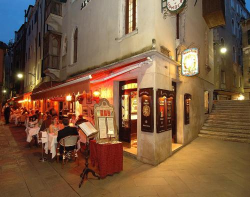 Restaurace v ubytování Antica Locanda al Gambero