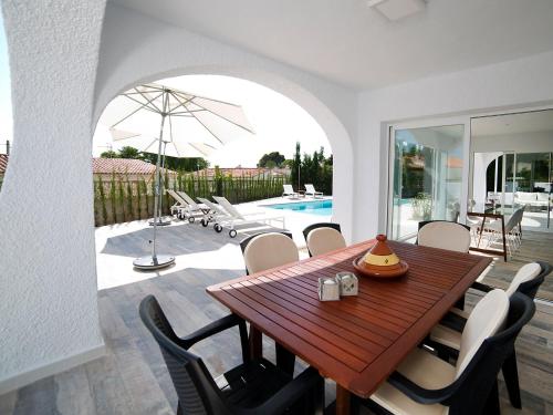 Villa Trebol by Interhome