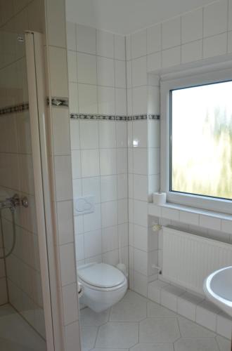 Bilik mandi di Landhotel Sulzbacher Hof
