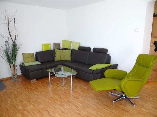 Posezení v ubytování Apartment Rainstrasse 55 by Interhome