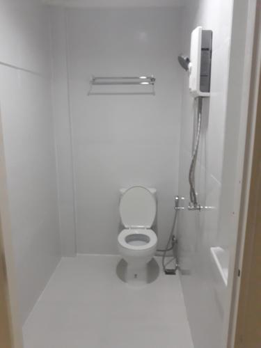 Un baño de P & T Hostel