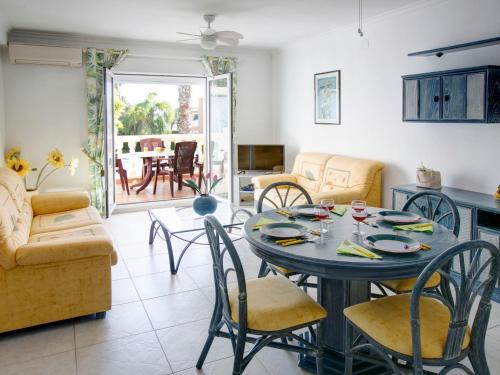 Apartment La Giralda by Interhome