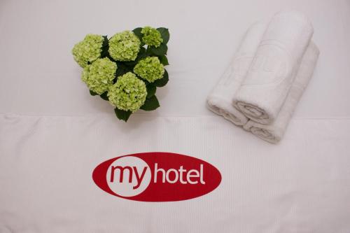 a broccoli and a my hotel sign on a table at My Hotel @ Sentral in Kuala Lumpur