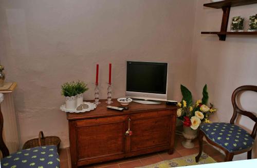 TV a/nebo společenská místnost v ubytování Residenza Antico Chianti