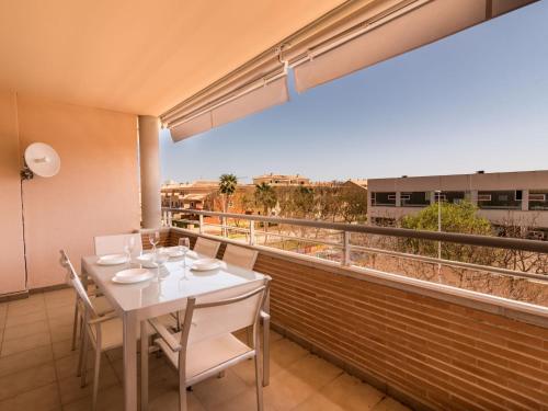 Apartment Golden Gardens-3 by Interhome