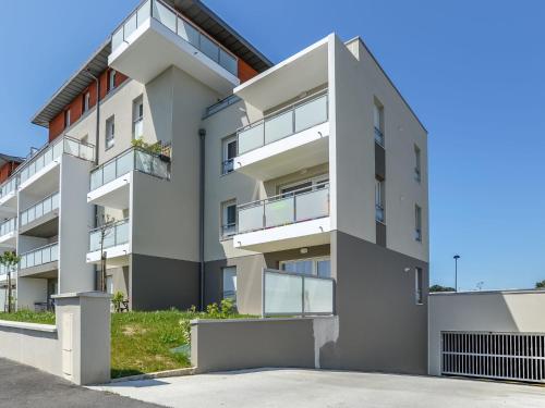 an image of an apartment building at Studio Apsara by Interhome in Saint Malo