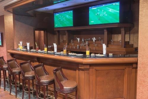 Lounge nebo bar v ubytování Zorlu Grand Hotel Trabzon