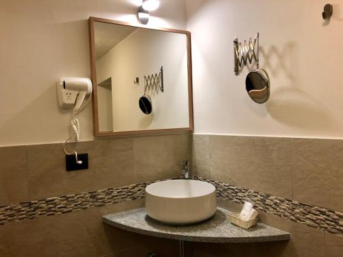 Hotel Piccolo Chalet tesisinde bir banyo