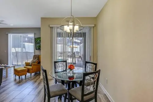 B - New 4 Bedroom Home - 5 Miles to Disney - Free Water Park - Private Pool photo 13