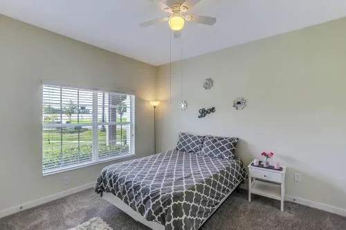 B - New 4 Bedroom Home - 5 Miles to Disney - Free Water Park - Private Pool photo 23