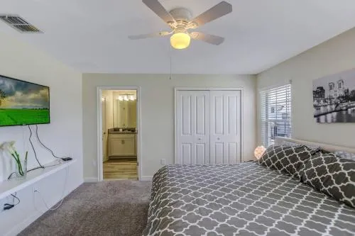 B - New 4 Bedroom Home - 5 Miles to Disney - Free Water Park - Private Pool photo 21