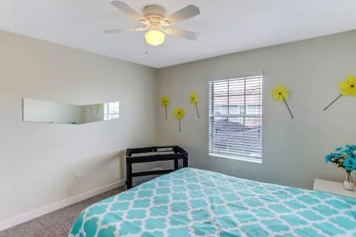 B - New 4 Bedroom Home - 5 Miles to Disney - Free Water Park - Private Pool photo 26