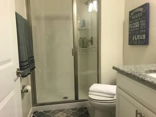 B - New 4 Bedroom Home - 5 Miles to Disney - Free Water Park - Private Pool photo 33