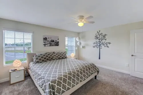 B - New 4 Bedroom Home - 5 Miles to Disney - Free Water Park - Private Pool photo 22