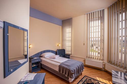Легло или легла в стая в Hotel Castel