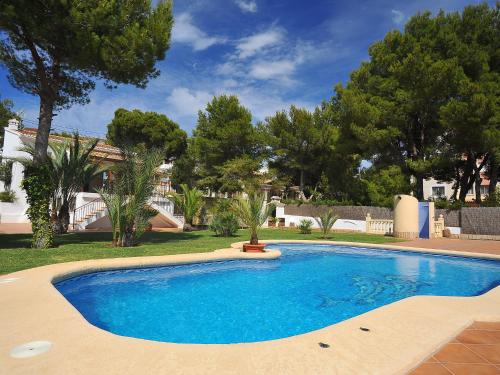 Πισίνα στο ή κοντά στο Holiday Home Patrai by Interhome
