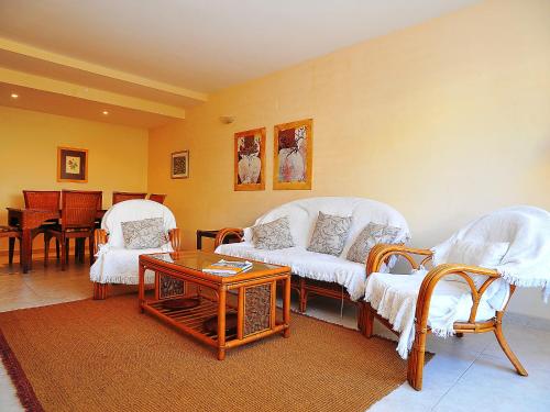 Apartment Nou Fontana-4 by Interhome