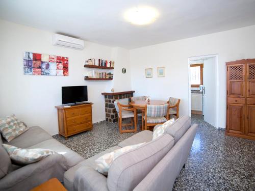 Holiday Home Lina by Interhome