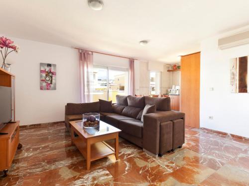Apartment Cascadas de la Marina-2 by Interhome