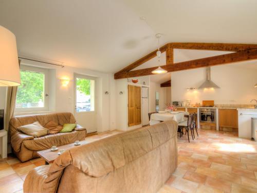 Kuchyň nebo kuchyňský kout v ubytování Holiday Home Gite Curel by Interhome