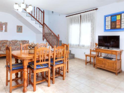 Et tv og/eller underholdning på Villa Villa Mar by Interhome