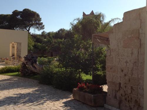 Κήπος έξω από το Masseria La Porticella