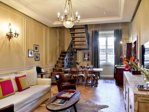 Apartment Santa Croce-2 by Interhome