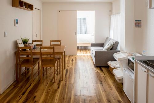 ZAITO Tokyo Kikukawa Economy Inn 宅东东京菊川民宿
