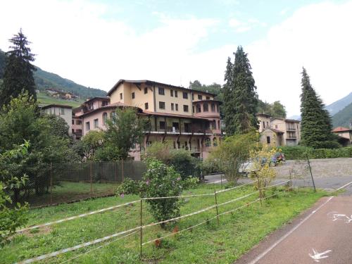 Gallery image of Ostello Brembo in Camerata Cornello