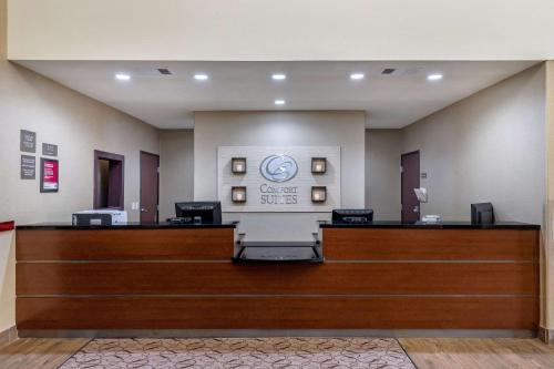 Comfort Suites Ennis – Photos 3