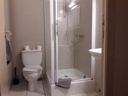 Gallery image of Hotel Le Terminus in Le Lavandou