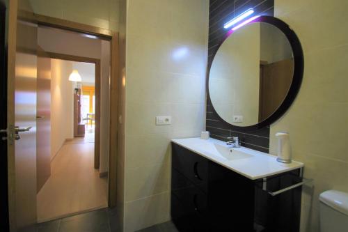 ห้องน้ำของ Apartamento CasaTuris cerca del aeropuerto de El Altet AT101
