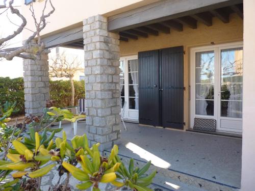 Photo de la galerie de l'établissement Villa T5 Front de mer, Narbonne Plage, à Narbonne-Plage