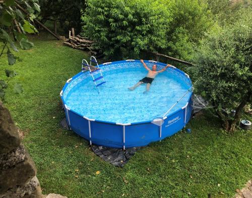 Kolam renang di atau dekat dengan KAXKARRE