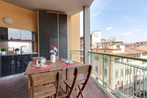 Binario9 Terrace Apartment by Mamo Florence