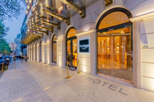 Bangunan di mana terletaknya hotel